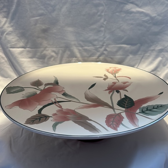 Vintage Mikasa “Silk Flowers” Round 12” Cake Plate - Picture 4 of 5